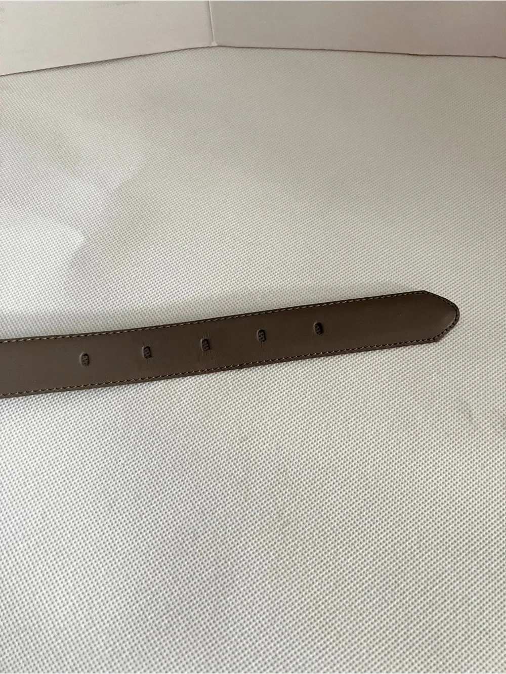 Vintage Liz Claiborne Full-Grain Leather Gray Belt Gold Tone Hardware Buckle M
